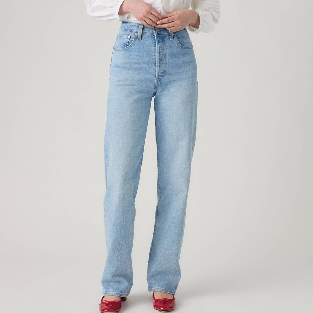 Levi's Light Blue High-Rise Ribcage Straight Leg Jeans